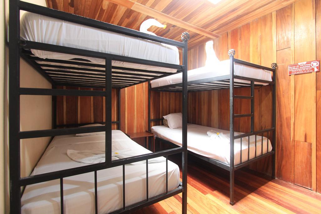 Santa Elena Hostel Resort Monteverde Eksteriør bilde