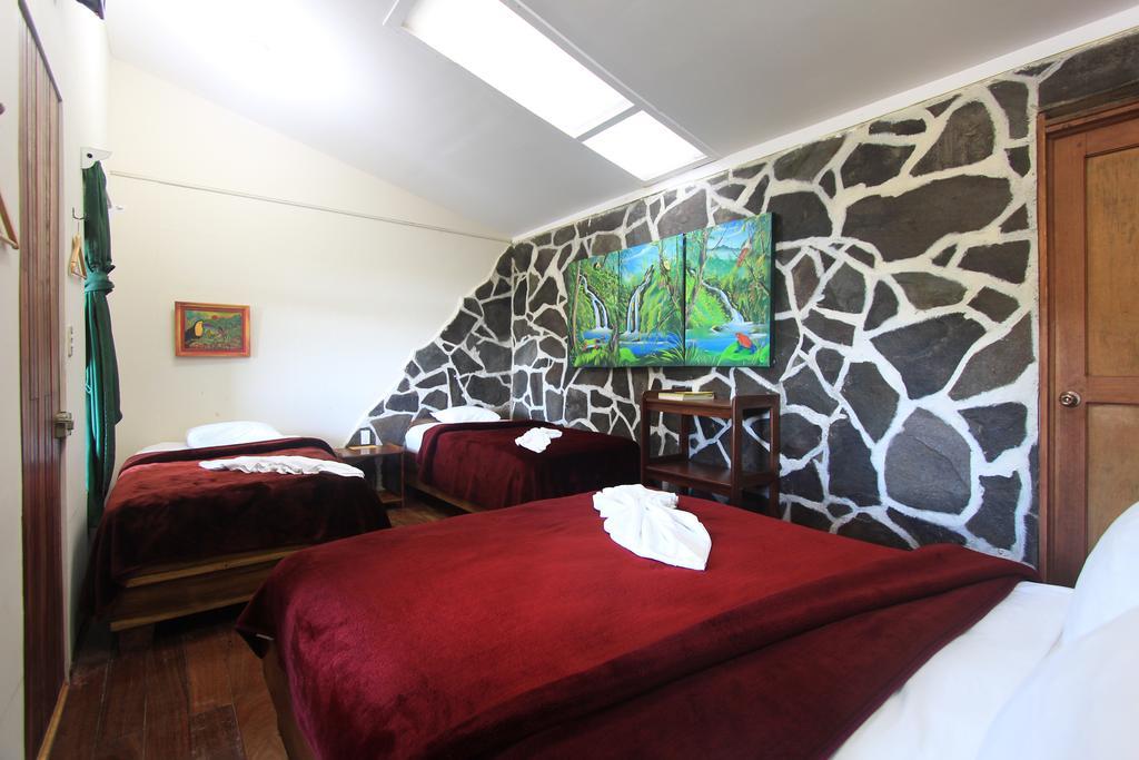 Santa Elena Hostel Resort Monteverde Eksteriør bilde